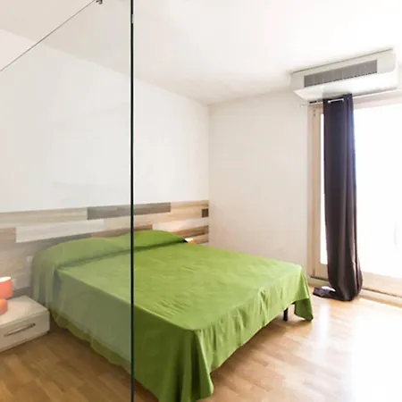 Boomerang Village Hotel 4*