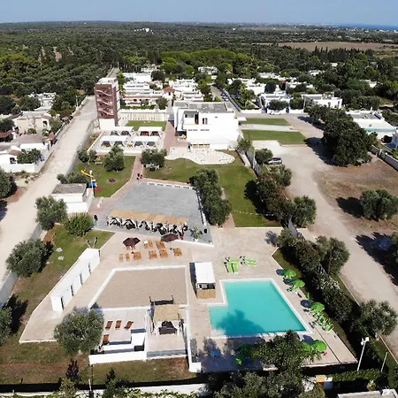 Boomerang Village 4* Torre Colimena