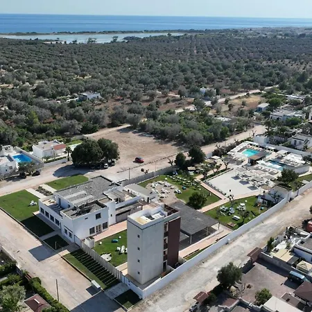 Boomerang Village Torre Colimena