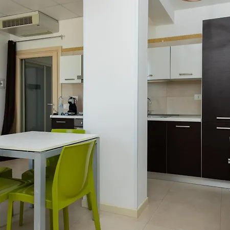 Boomerang Village Hotel 4*